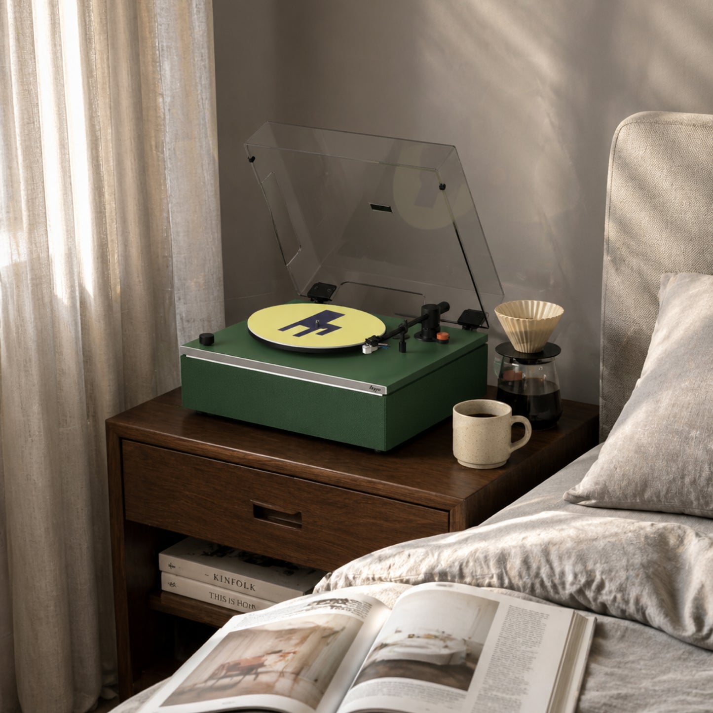 HYM Lumi-S turntable