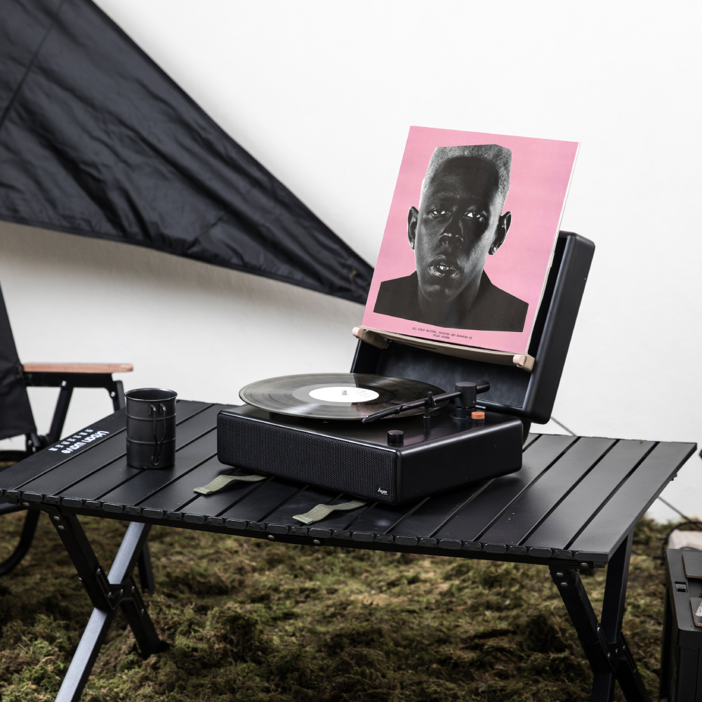 HYM toGO turntable | Explore Black