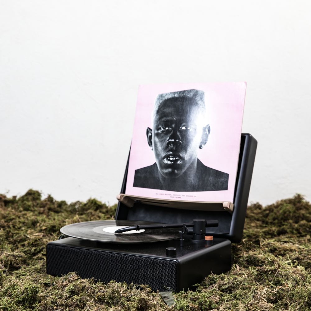 HYM toGO turntable | Explore Black