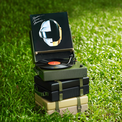 HYM toGO turntable | Moss Green